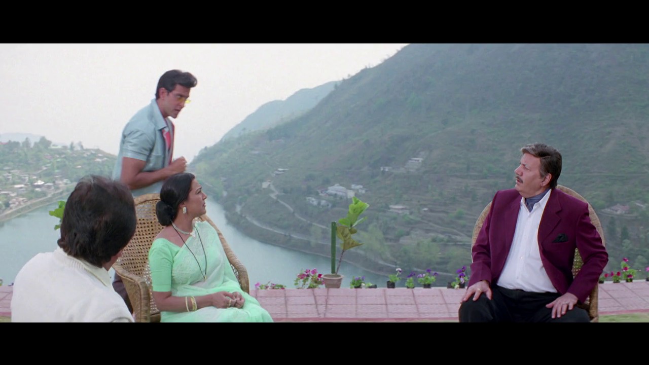 Koi... Mil Gaya (2003) WEB-DL Hindi 1080p x264 AVC AAC 2.0 ESub B4uHD.mkv.0003